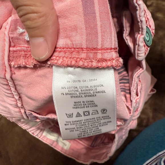 Woman’s size 28 Pilcro and the Letterpress shorts - Picture 5 of 10